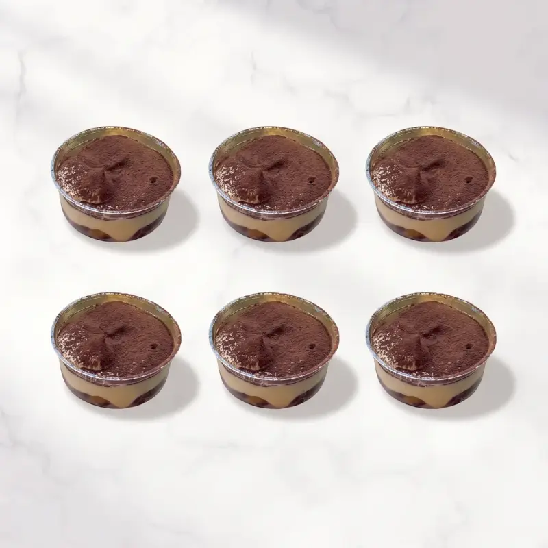 Sześć porcji tiramisu